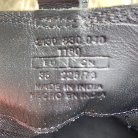 Women’s Zara Chunky Lug Black Leather Ankle Boots Size 5, Excellent Condition!! - Picture 8 of 14